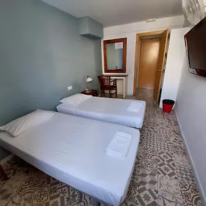 Hostal Sants Bcn, Barcelona